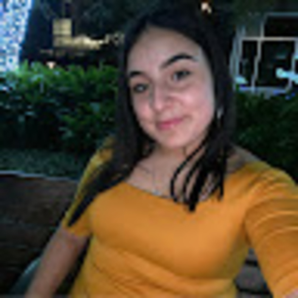 Meet your Posher, Stephanie